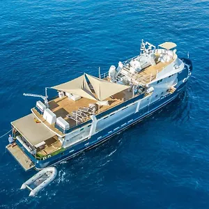 luxury-boat-hotel-barcelona.catalonia-hotels.com/